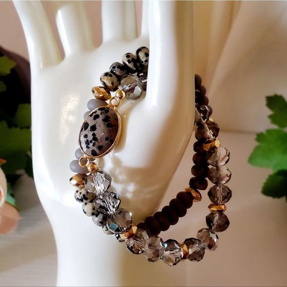 𝅺dalmatian Jasper Stone and Glass Beaded Bracelet Set - Picture 5 of 5